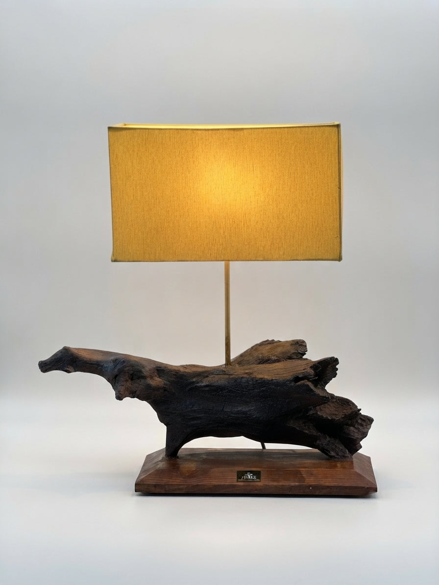 Marsh Fox Driftwood Lamp
